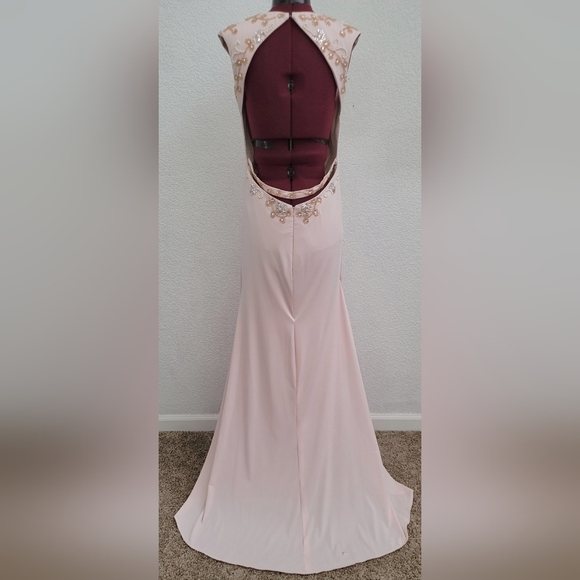 Light pink/blush formal beaded dress, needs work - Picture 7 of 11